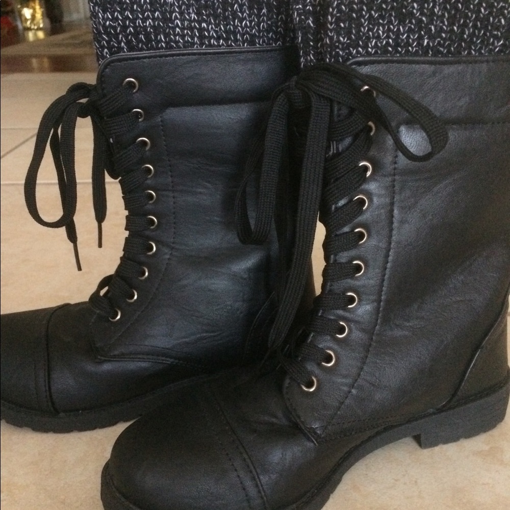 Black Women’s Lace up Boots with Knit Top